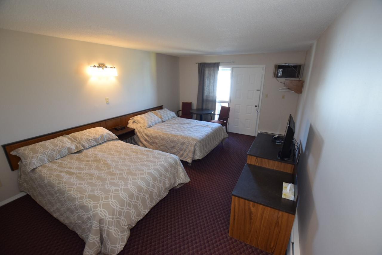 Airways Motel Cold Lake Extérieur photo